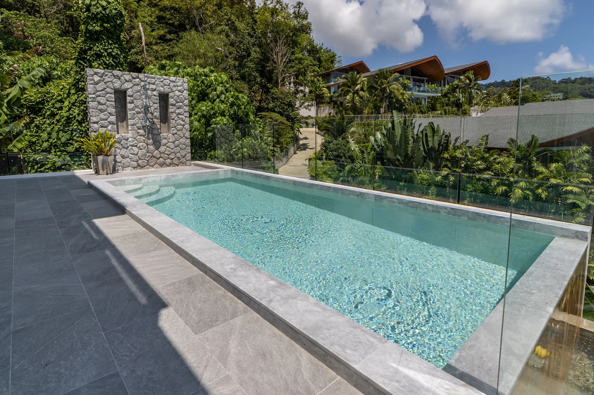 L-shaped villa pool, Phuket — photo 9