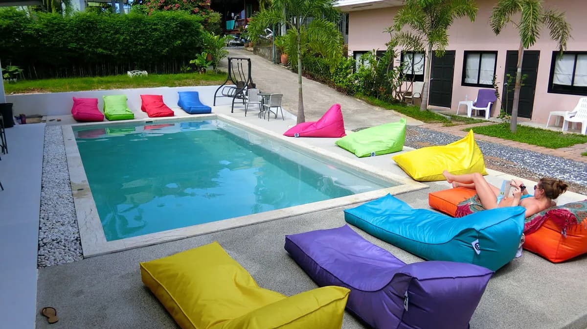 Samui Backpacker hostel pool, Koh Samui — photo 3