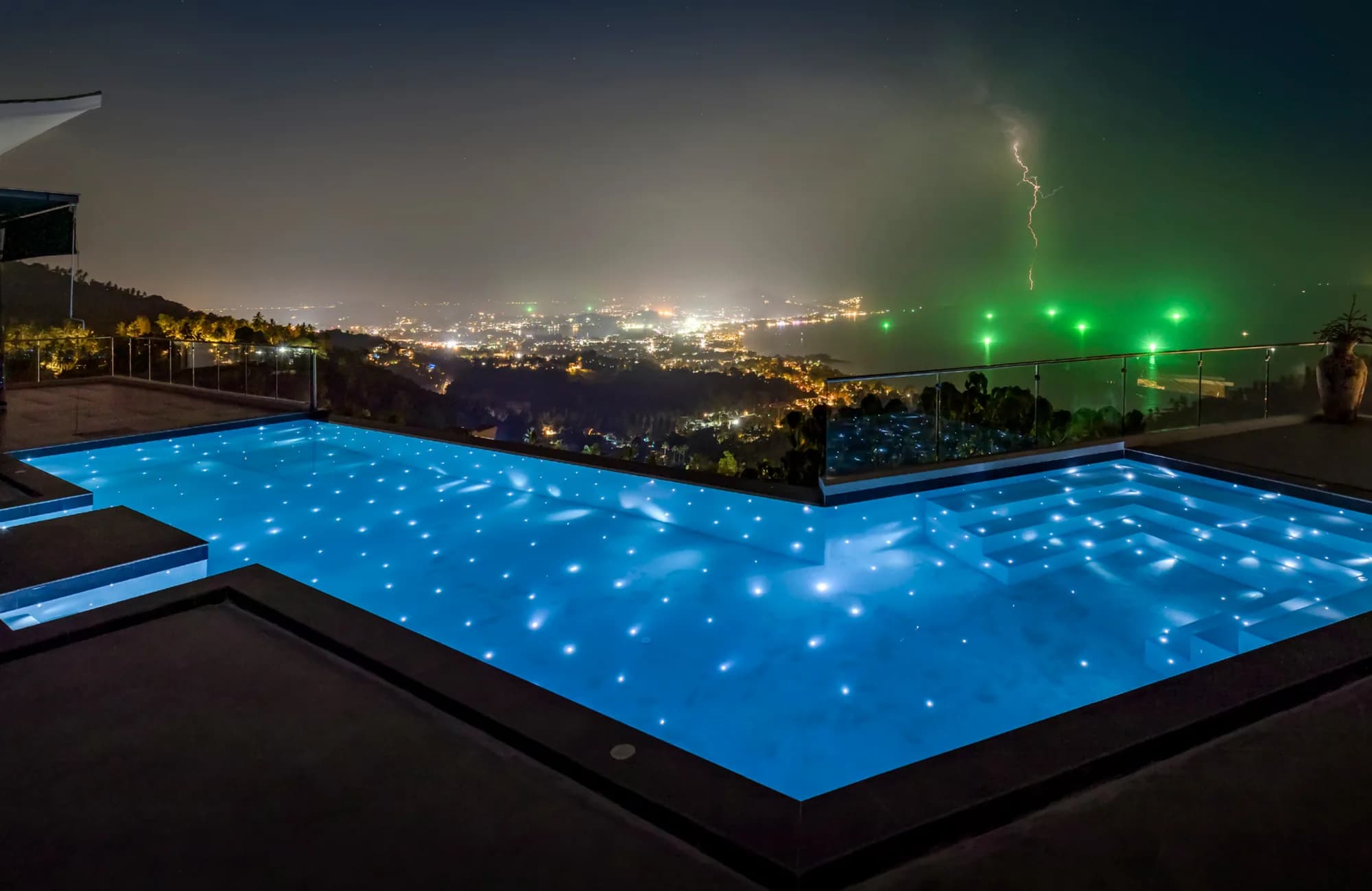 PebbleSheen® Cool Blue — World’s Greatest Pools 2024