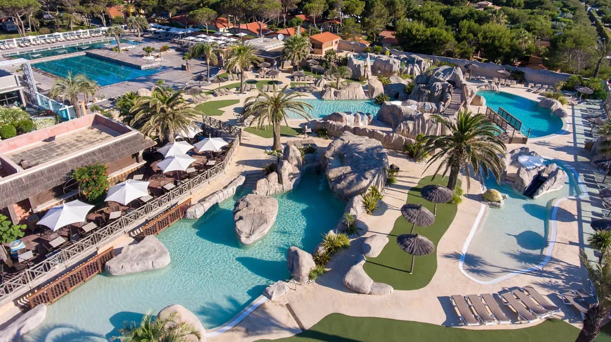 PebbleTec worldwide · Camping La Brasilia, France