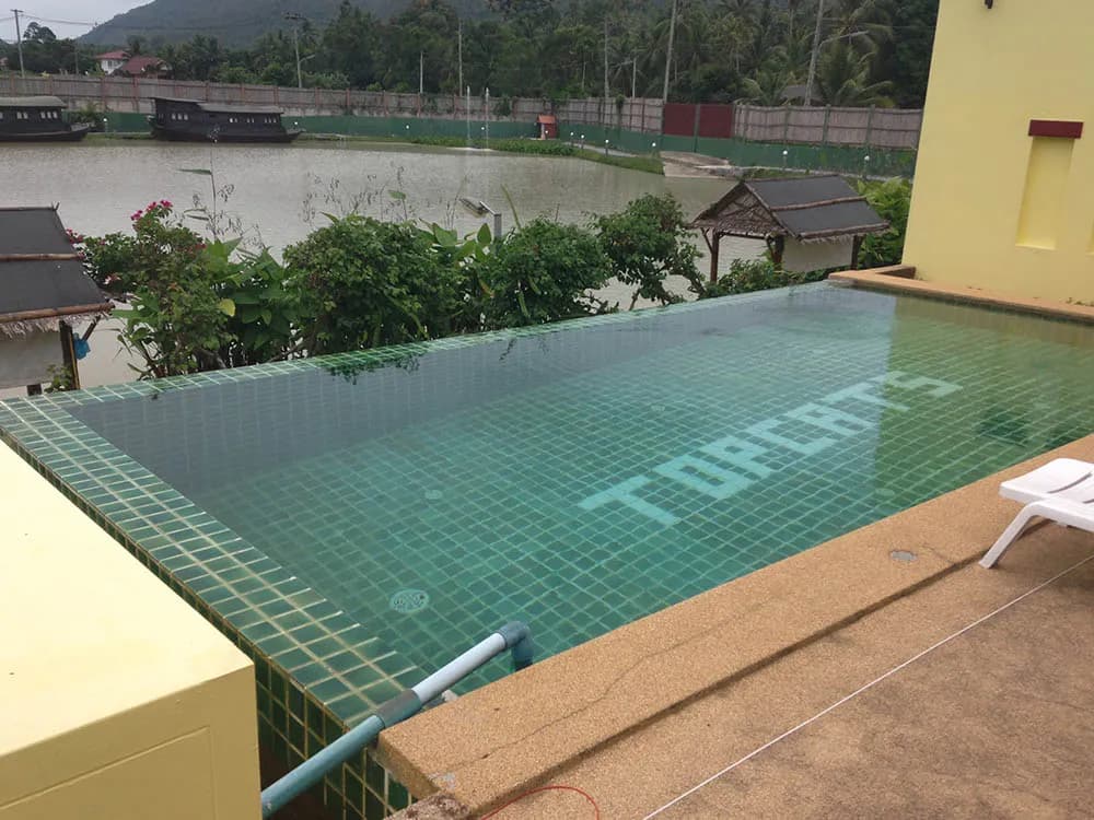 Topcats pool refurbishment